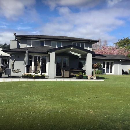 The Flower Nest Retreat Apartment Te Puna Exterior photo